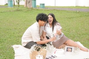 Nessie Judge Instagram - And it’s aaaaaaaa…. <3 

Gimana gimana? Apakah guess kalian benar atau kegocek? 😜 kalau benar dari awal, how did you know???? Kita aja kaget bangettt!