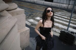 Actress Ni Ni HD Photos and Wallpapers September 2025