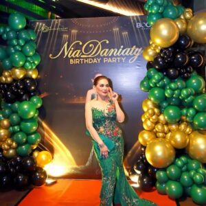 Nia Daniati Instagram - Terima Kasih Ya Allah…Terima Kasih anak anaku,Cucuku,💖,Kaka””ku,Keponajan”ku,Saudara”ku,Sahabat””ku,Teman”” ku,Team ND, Semua Orang”” Special yg  Slalu menSupport,dalam keadaan apapun Love you All 🥰💖💖