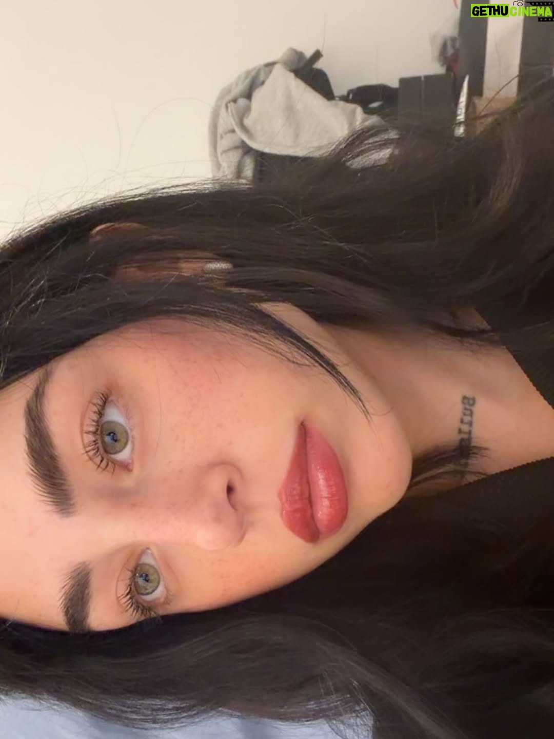 Nicki Nicole - 2.8 Million Likes - 🌙☀️