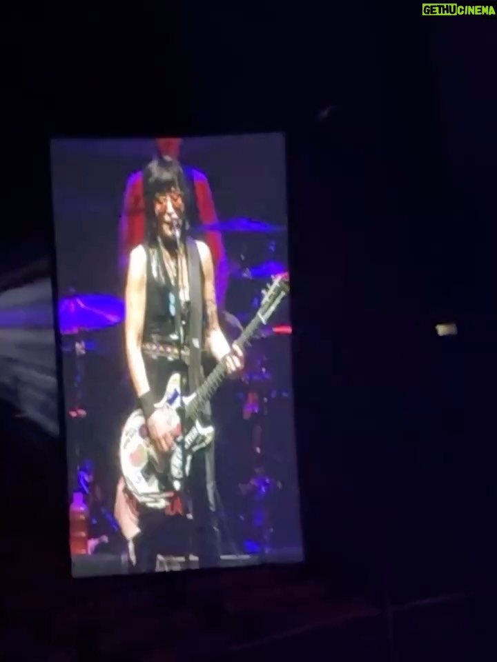 Nicole Stuart - 313 Likes - Recap~ at the Kia Forum. Watching Billy Idol and Joan Jett live was everything I hoped for and more—even a tribute to Ozzy and electric guitar, killer vocals, and a crowd that fed off the energy all night. Grateful for the magic of their music and the memories it brought back growing up in Vegas going to college at UNLV. Still an 80s girl at heart🩷🩷🩷, and seeing these guys was beyond awesome. They were amazing. @billyidol @joanjett
#BillyIdol #JoanJett #KiaForum #RockLegends #LiveMusic #ConcertRecap #EpicNight #RockOn #ConcertVibes #80sForever #80sGirlAtHeart #ThrowbackRock #IconicPerformance #LiveRockShow #KiaForumMemories #KiaForumCalifornia #ArenaRock #BILLYIDOL #JOANJETT #liveatkiaforum