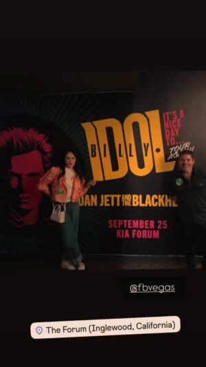 Nicole Stuart Instagram - KILLED it!: Billy Idol   Joan Jett @ Kia Forum. 🔥 still an 80s girl at heart 🩷🩷🩷 #RockLegends #LiveMusic #KiaForum @billyidol