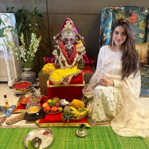 Actress Nidhhi Agerwal HD Photos and Wallpapers October 2025