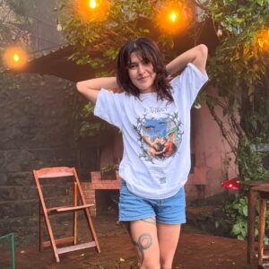 Actress Nidhi Bhanushali HD Photos and Wallpapers December 2025