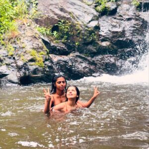 Nidhi Bhanushali Instagram - 🌴🌺🌿