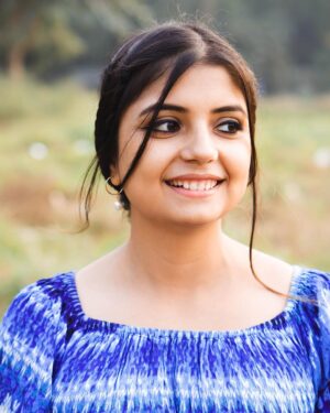Nidhi Nirmala Mishra Instagram - Chori chori jab nazrein mili 🦋
#nidhinirmalamishra