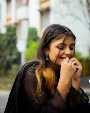 Nidhi Nirmala Mishra Instagram - Ek khubsoorat khayal ho tm 💫
.
#nidhinirmalamishra
