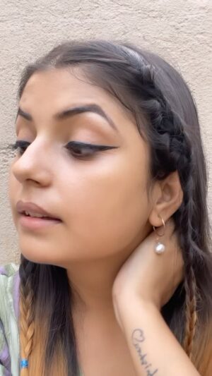 Nidhi Nirmala Mishra Instagram - Apne crush ka naam btao?
.
.
.
.
.
.
.
.
.
.
.
.
.
#nidhinirmalamishra #reelsinstagram #reelitfeelit❤️❤️ #reelkrofeelkro❤️ #oldsongs