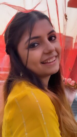 Nidhi Nirmala Mishra Instagram - Kisko kisko patang udana pasand h
.
.
.
.
.
.
.
.
.
.
.
.
.
.
#nidhinirmalamishra #reelsinstagram #reelitfeelit❤️❤️ #reelkrofeelkro❤️ #trendingsongs #explorepage✨