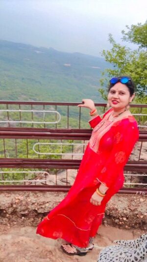 Nidhi Ojha Instagram - 