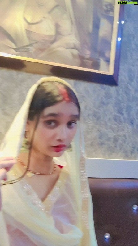 Nidhi Ojha - 75K Likes - 