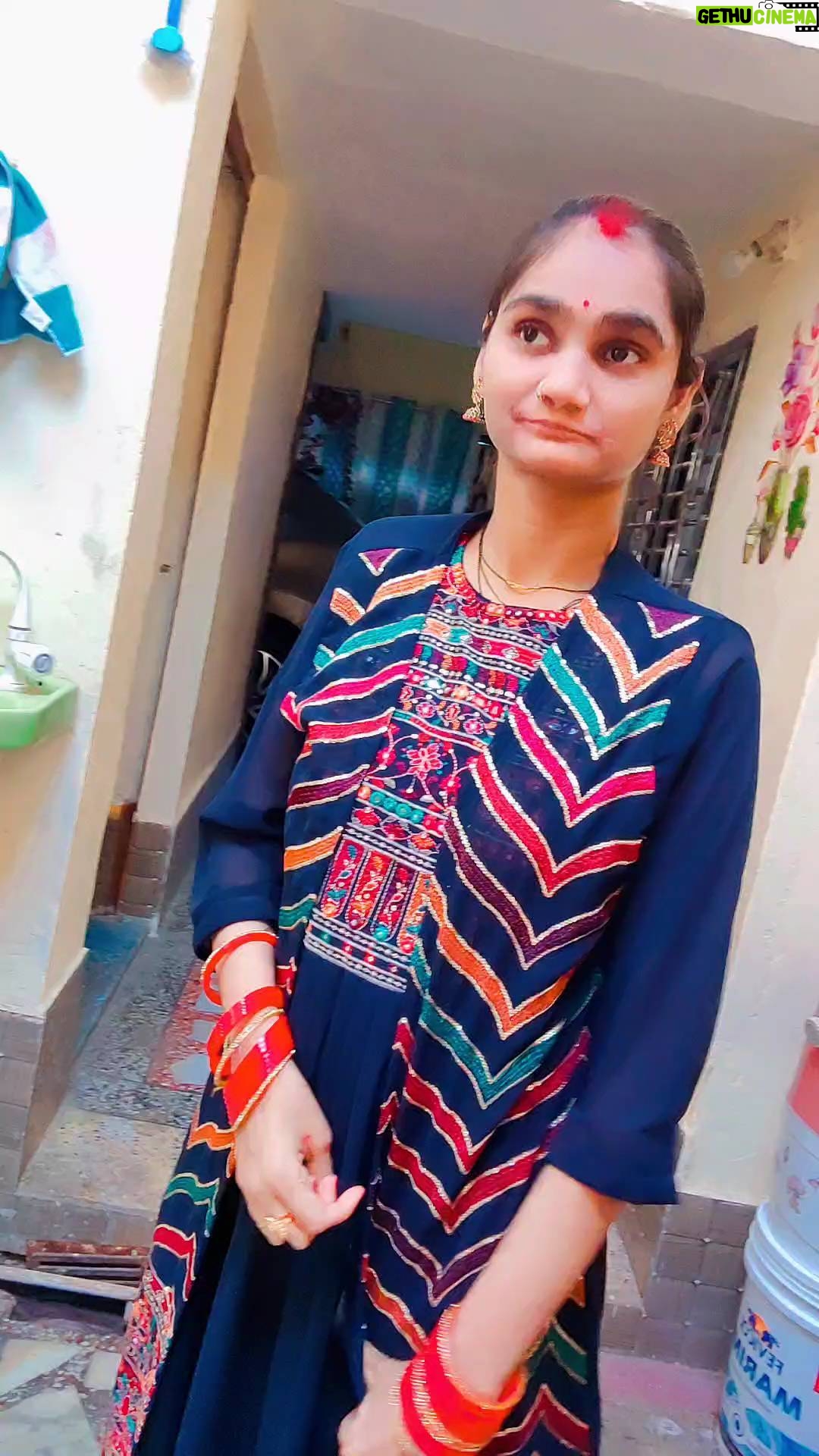 Nidhi Ojha - 32.4K Likes - 