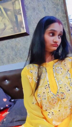 Nidhi Ojha Instagram - 