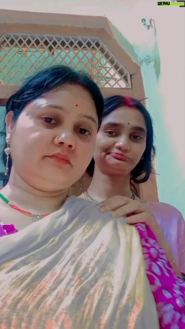 Nidhi Ojha - 17K Likes - 