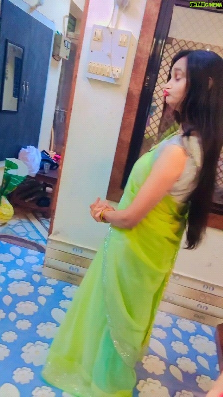 Nidhi Ojha - 10.2K Likes - 
