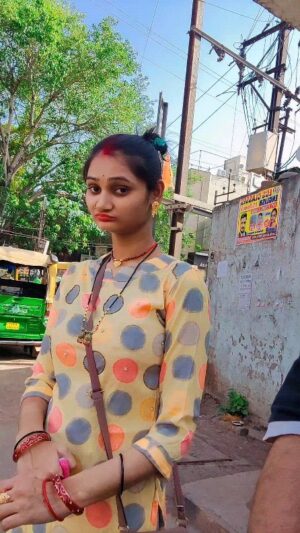 Nidhi Ojha Instagram - #paidpromotion #storypromotion #👍👍 #comment kre jisko krana hai promotion