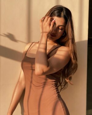 Nidhi Rajput Instagram - Rage 🤎

Outfit- @urbanic_in 

#ootd #ootdfashion #ootdstyle #ootdinspiration #summeroutfit #summerstyle #fashionblogger #fashiongram #styleinspiration #fashionstyle #styleblog #picoftheday