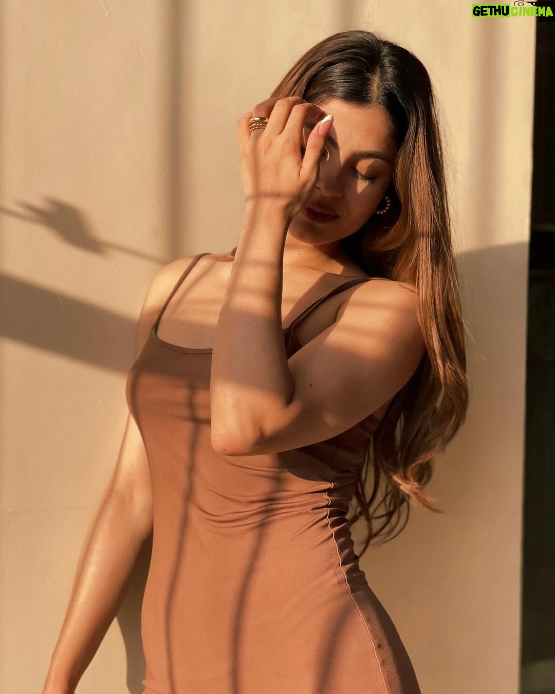 Nidhi Rajput - 8.3K Likes - Rage 🤎

Outfit- @urbanic_in 

#ootd #ootdfashion #ootdstyle #ootdinspiration #summeroutfit #summerstyle #fashionblogger #fashiongram #styleinspiration #fashionstyle #styleblog #picoftheday