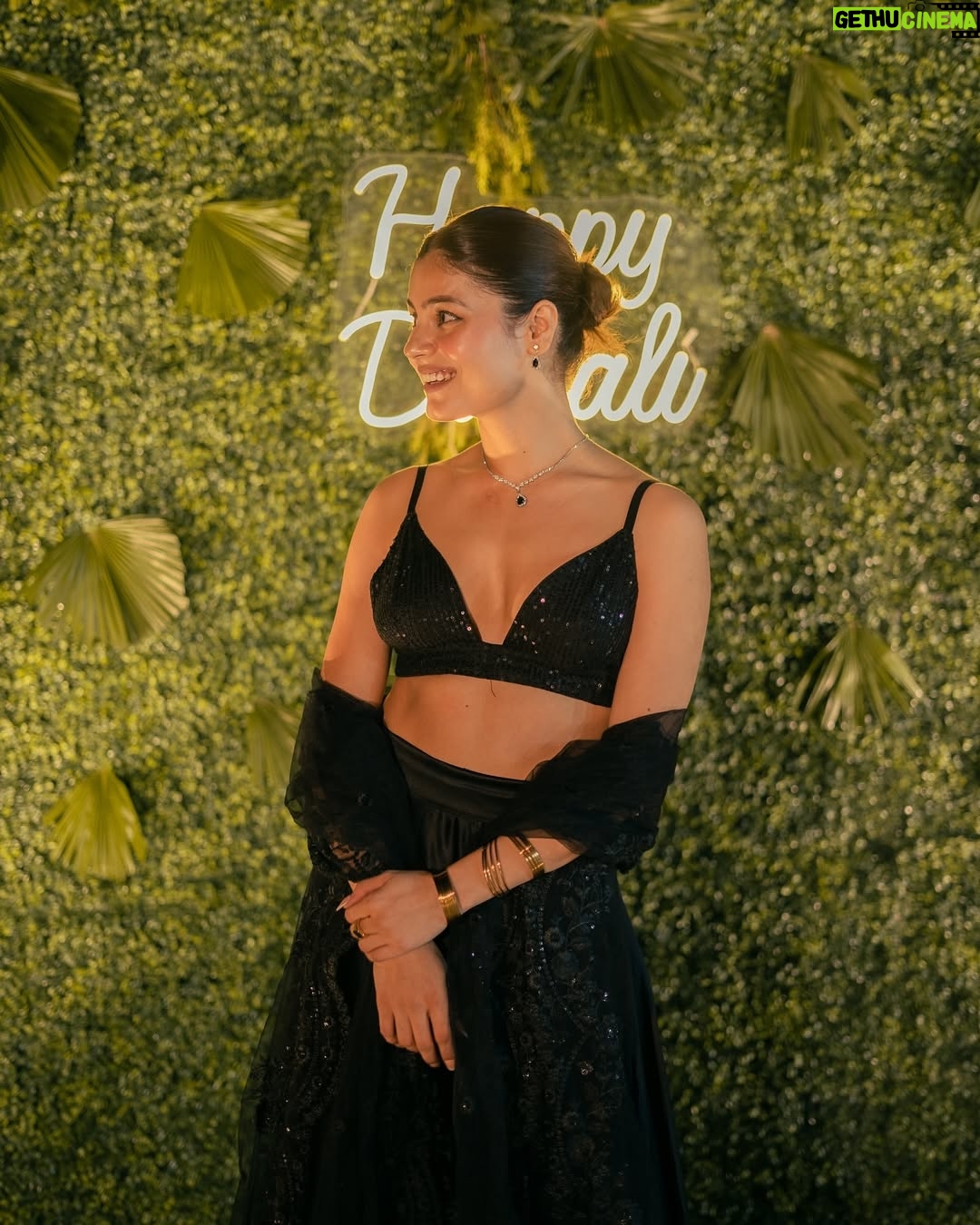 Nidhi Rajput - 3.3K Likes - DIWALI PARTY 2.0 YES OR NO 👀🥂 ???
Last year’s Diwali party was a vibrant celebration of light, laughter, and togetherness. 
Can’t wait to create more unforgettable memories this year! 😆
👗🪡- @rubab_couture 
📸- @versatile.photography 

.
.
.
.
#diwalivibes #diwalioutfit #diwaliparty #traditionalwear #styleinspo #styleinspiration #fashionstyle #fashiongram #explore