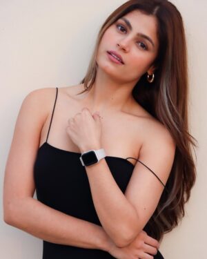Nidhi Rajput Instagram - In my moment 🍂. 

#ootd #newpost #fashionblogger #fashiongram #fashionista #style #styleblogger #styleinspiration #styleoftheday #instagood