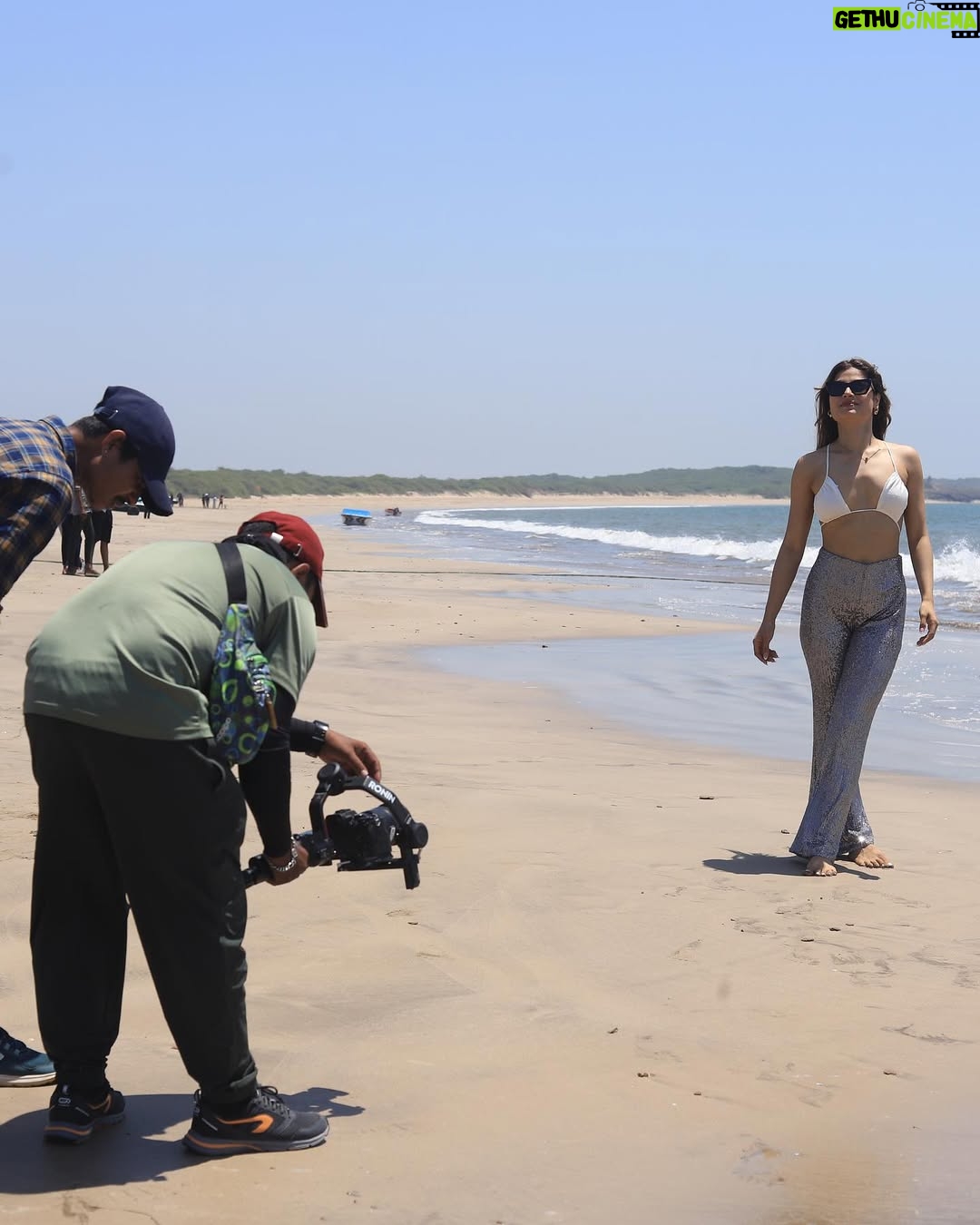 Nidhi Rajput - 4K Likes - Take a look at what you missing 😌👀🤍.
Are you guys ready for the #KINK 🙈🤤 
.
.
.
.
#newpost #fashionnova #fashionblogger #fashionmodel #styleinspiration #styleblogger #styleblog #styleoftheday #beach #beachlife #picoftheday #instagood #explorepage #fashionaddict #fashionstyle