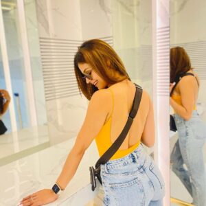 Nidhi Rajput Instagram - Temperature rising 🥵🔥. 

Top - @hm 
Jeans - @zara 
Sunglasse - @hm 
#ootd #ootdfashion #styleblogger #styleinspo #stylegram #fashionblogger #fashionstyle #newpost #instagood