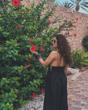 Nidhi Rajput Instagram - Having a moment 👀🌺🌓🧉. 
.
.
.
.
.
.
#islandgirl #islandlife #islandvibes #fashiongram #styleinspiration #styleinspo #fashionista #explore