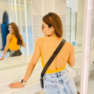 Nidhi Rajput Instagram - Temperature rising 🥵🔥. 

Top - @hm 
Jeans - @zara 
Sunglasse - @hm 
#ootd #ootdfashion #styleblogger #styleinspo #stylegram #fashionblogger #fashionstyle #newpost #instagood