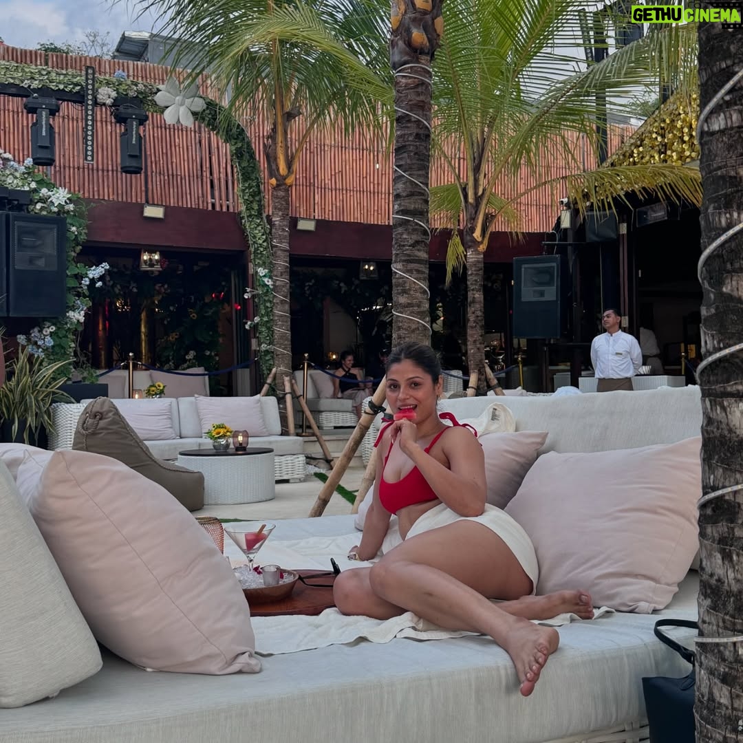 Nidhi Rajput - 3.5K Likes - HIGH TEMPERATURE 🥵😉🌴🍹. 
.
.
.
.
.
#summerstyle #summerfashion #vacationtime #vacationgoals #vacation #bali #baliindonesia #fashionlover #fashionmodel #fashionblogger #styleinspiration #styleblogger #styleinspo #newpost #instadaily