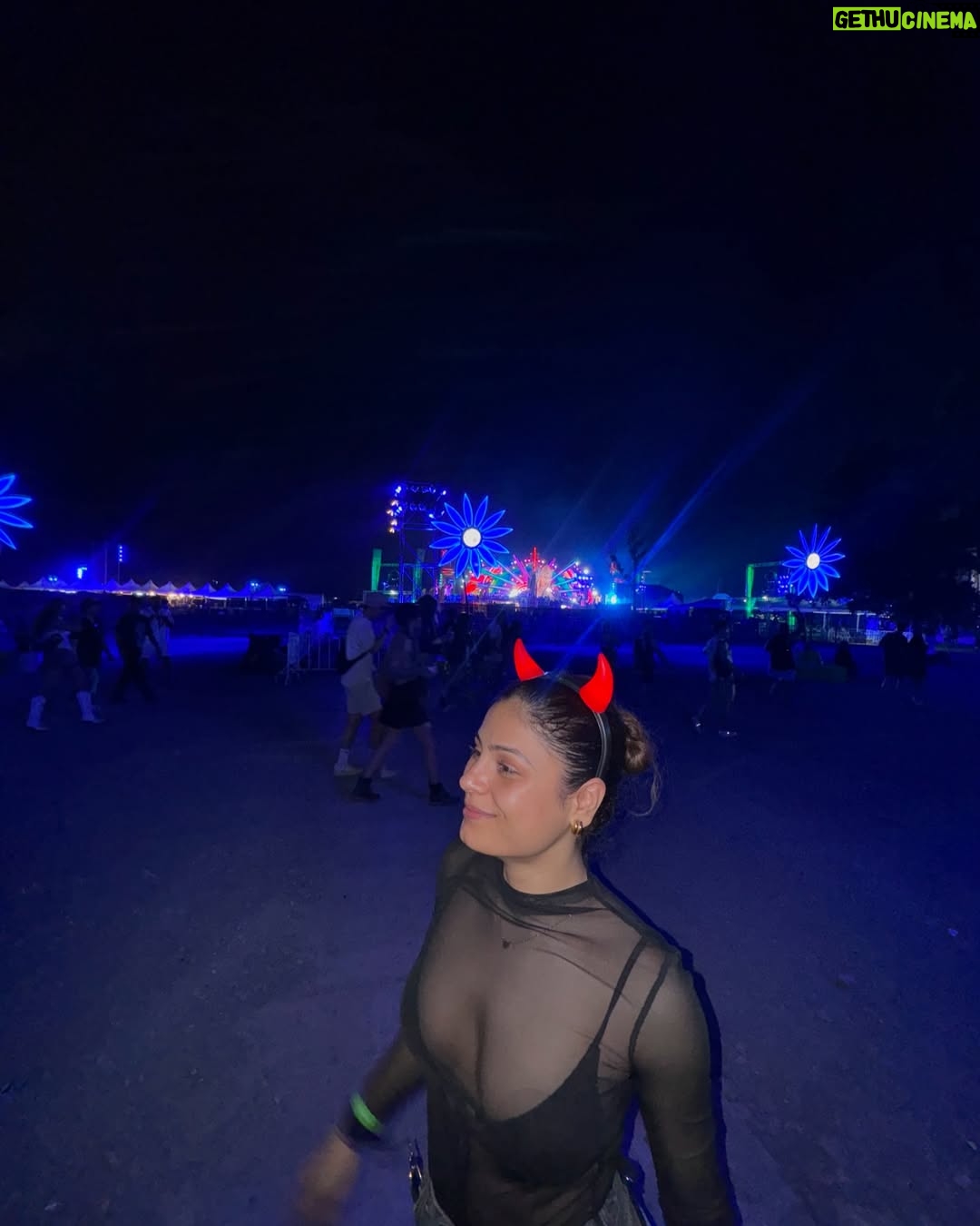 Nidhi Rajput - 7.7K Likes - Still buzzing from the most incredible festival experience ever!🥷The music, the vibes, the people—unreal! 👽
.
@edc_thailand 
#thailand #edcthailand #musicfestival