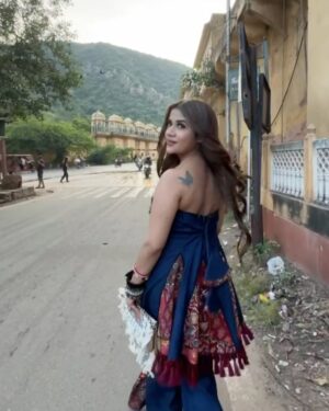 Niharika Malik Instagram - ✨One of the most Viral outfits on my feed.✨

By @labelsakshiahuja 

#outfit #outfitinspiration #outfitoftheday #fashion #fashionista #style #viraloutfit #summer #summercoords #summeroutfits #inspo #explore #explorepage #instamood