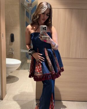 Niharika Malik Instagram - ✨One of the most Viral outfits on my feed.✨
By @labelsakshiahuja
#outfit #outfitinspiration #outfitoftheday #fashion #fashionista #style #viraloutfit #summer #summercoords #summeroutfits #inspo #explore #explorepage #instamood