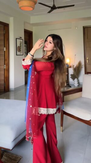 Niharika Malik Instagram - Comment “link” for outfit details..

#outfit #outfits #outfitinspiration #rakhi #rakhispecial #rakhioutfit #festivewear❤️ #festive #celebrations #trendingreels #treding #fashion #instafashion
