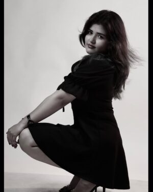Niharika Mishra Instagram - 🖤