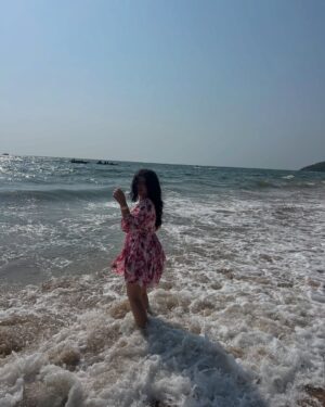 Niharika Mishra Instagram - Saltwater in my hair, stillness in my mind. 🌊🌞
