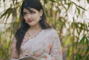 Niharika Mishra Instagram - Throwback 🍾
.
#shortfilm #instagood #explorepage✨