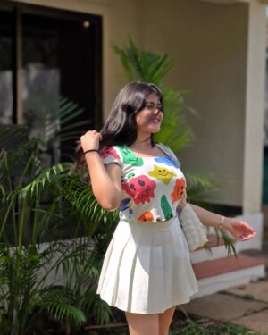 Niharika Mishra Instagram - You can ask the flowers,
I sit for hours 🌻