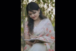 Niharika Mishra Instagram - Throwback 🍾
.
#shortfilm #instagood #explorepage✨