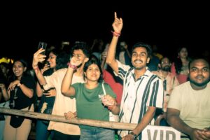 Nikhita Gandhi Instagram - Pailan College ❤️‍🔥

📸 @the_artscaper.pvt 

#nikhitagandhi #nikhitagandhilive #NIKIVERSE #concert #pailancollegeofmanagementtechnology #kolkatagirl #kolkatagram #kolkata #kolkataconnection #gig