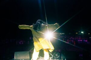 Nikhita Gandhi Instagram - Pailan College ❤️‍🔥

📸 @the_artscaper.pvt 

#nikhitagandhi #nikhitagandhilive #NIKIVERSE #concert #pailancollegeofmanagementtechnology #kolkatagirl #kolkatagram #kolkata #kolkataconnection #gig