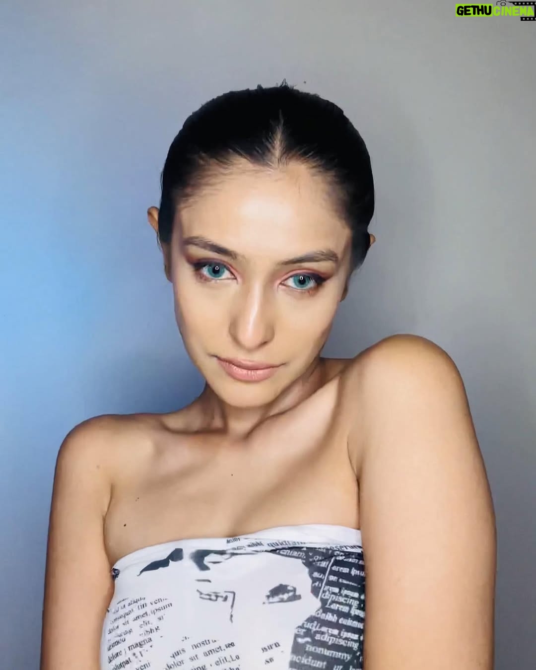 Nikitha P Khatri - 4.3K Likes - Days when i feel i dd a pretty good job with my make up during normal shoots🤪
 which one do you think is fabbie! 1,2,3 or 4