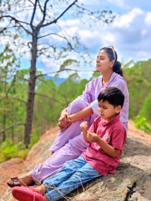 Nimisha Arora Instagram - Sukoon.....
#FamilyTrip #pinetrees #pinetreestate #nimstraveldiaries #NimsTravel #NimsTravels #NimishaArora #Nimsstylefile