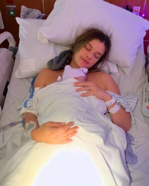 Nina Agdal Instagram - Ep 7 of @paulamericanmax documents by far the most vulnerable and beautiful experience of my life. Watch on @streamonmax 

Ps. I loved reading birth stories when I was pregnant but I wish I had seen more positive ones, so I included my positive Pitocin story at the end of this slide