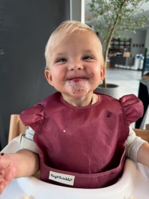 Nina Agdal Instagram - Happy 1st birthday to our baby girl, Esmé. Thanking God every day for you. Keep dancing to the beat of your own drum lady bug. Mommy loves you sooo much!! 💞