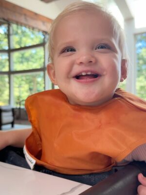Nina Agdal Instagram - Happy 1st birthday to our baby girl, Esmé. Thanking God every day for you. Keep dancing to the beat of your own drum lady bug. Mommy loves you sooo much!! 💞