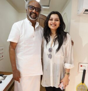 Niranjana Anoop Instagram - ❤️‍🔥So twinned with Thalaivar ❤️‍🔥
❤️‍🔥❤️‍🔥Thalaivar Nirantharam❤️‍🔥❤️‍🔥

#Rajnikanth#superstar#thailavarnirantharam#Padakkalam#movie#sucess#happiest#moments#priceless