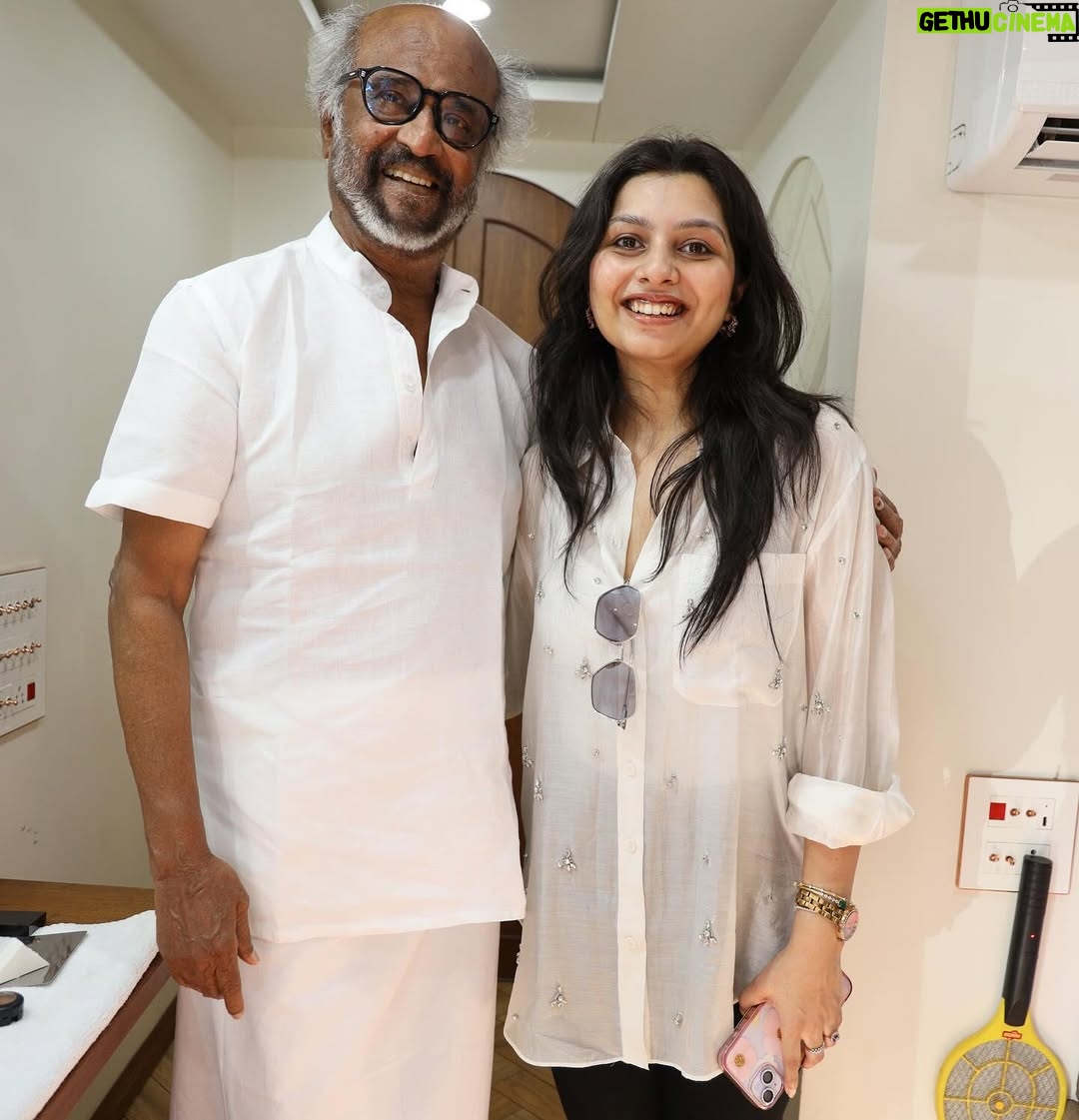 Niranjana Anoop - 161.3K Likes - ❤️‍🔥So twinned with Thalaivar ❤️‍🔥
❤️‍🔥❤️‍🔥Thalaivar Nirantharam❤️‍🔥❤️‍🔥

#Rajnikanth#superstar#thailavarnirantharam#Padakkalam#movie#sucess#happiest#moments#priceless