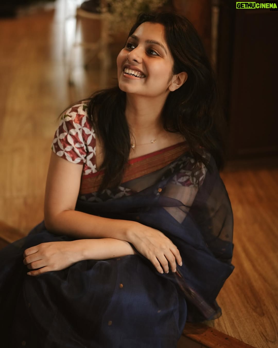 Niranjana Anoop - 139.7K Likes - 🪷 🪷 Waiting…. 🪷🪷

@kunjippaaru 📸 🪷🫶🏻