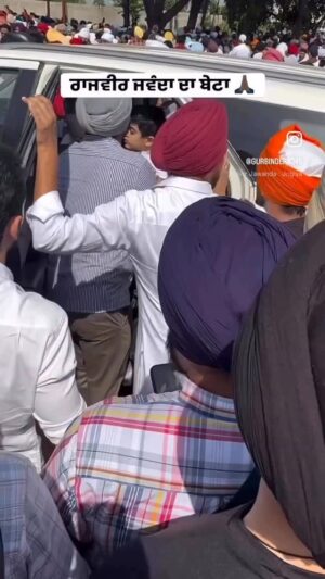 Nisha Bano Instagram - ਇਹ ਦਿਨ ਰੱਬ ਕਿਸੀ ਨੂੰ ਵੀ ਨਾ ਦਿਖਾਵੇ 🙏🏻🙏🏻 ਇਸ ਬੱਚੇ ਨੂੰ ਕੀ ਪਤਾ ਰੱਬ ਇਸ ਦੇ papa ਨੂੰ ਹਮੇਸ਼ਾ ਲਈ ਲੈ ਗਿਆ 💔ਸੱਚੀ ਬਹੁਤ ਆਉਖਾ ਸਮਾਂ ਪਰਿਵਾਰ ਲਈ 🙏🏻 ਮੇਰੇ ਤੇ ਇਹ ਸਬ ਬੀਤ ਚੁਕਿਆ ਬਹੁਤ ਔਖਾ ਟਾਈਮ ਹੁੰਦਾ 🙏🏻🙏🏻🙏🏻