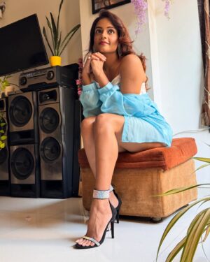 Nisha Neha Nayak Instagram - I’m just a girl 🩵
Photooftheday, western wear, colour of the day, potrait, photography, images, beauty, fashion
